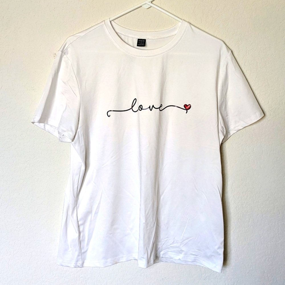 SHEIN love Tshirt